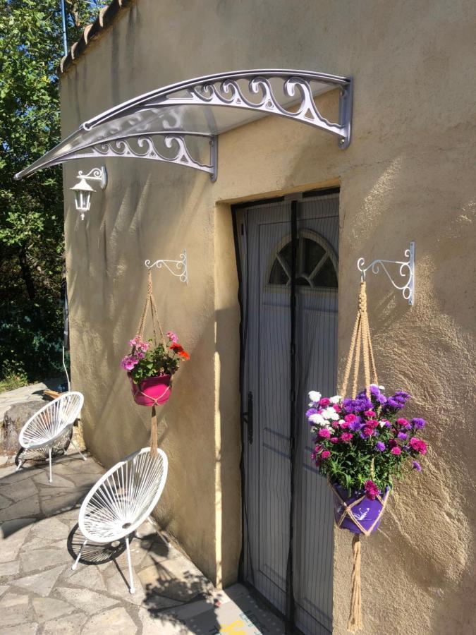 L'Escapade. Entre Aix Et Marseille, Studio Pleine Nature. Fuveau Kültér fotó